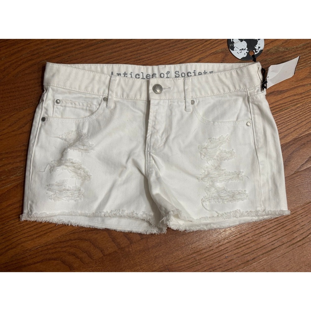 Articles of Society White Distressed Denim Shorts Size 25 Raw Hem NWT